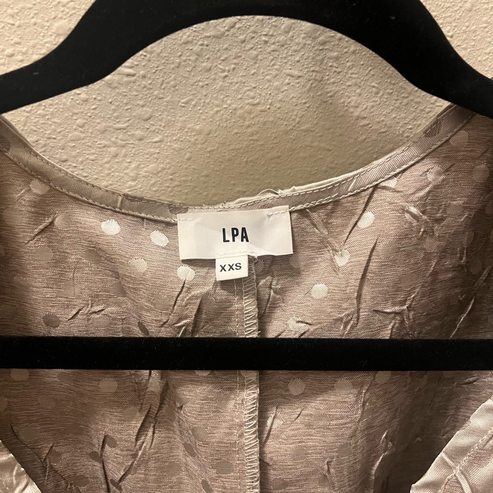 LPA Pinched Shoulder Top in Dusty Gold - Picture 4 of 4
